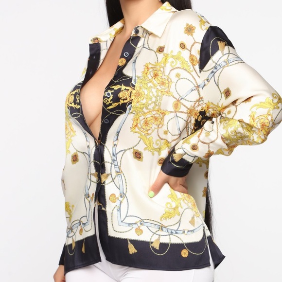 Button down - Picture 1 of 3